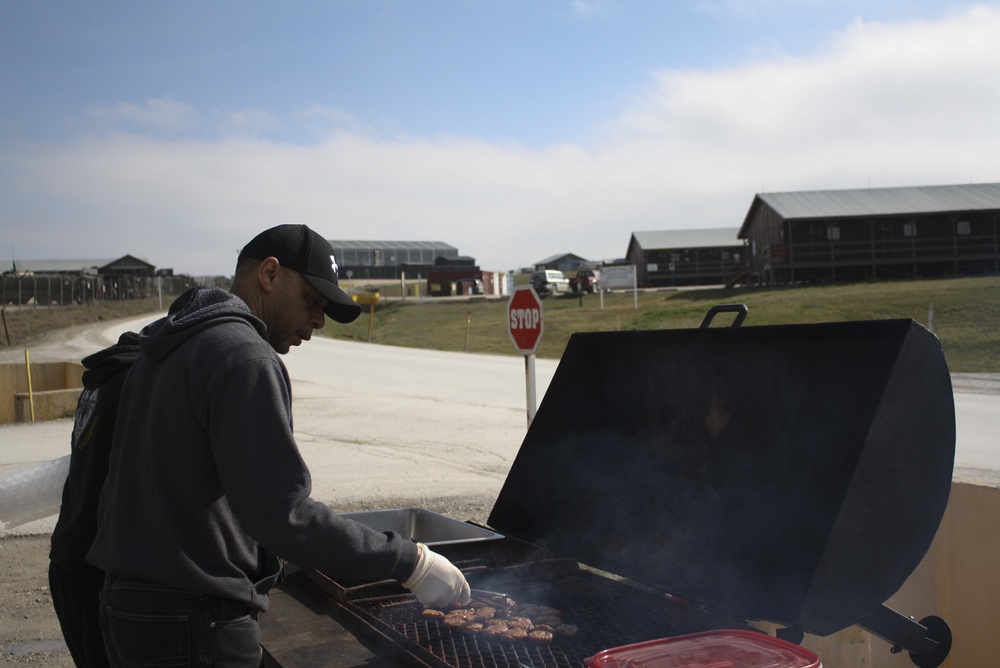 Postal Soldiers hold rodeo to wrangle Soldiers’ shipments from Kosovo