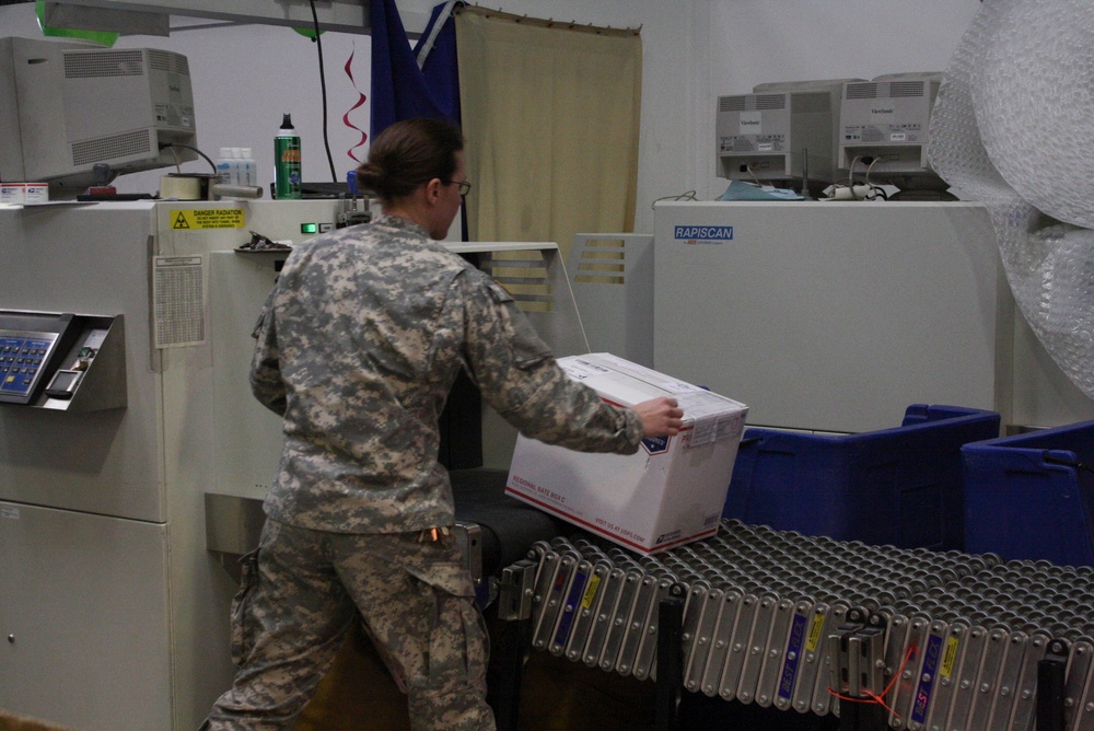 Postal Soldiers hold rodeo to wrangle Soldiers’ shipments from Kosovo
