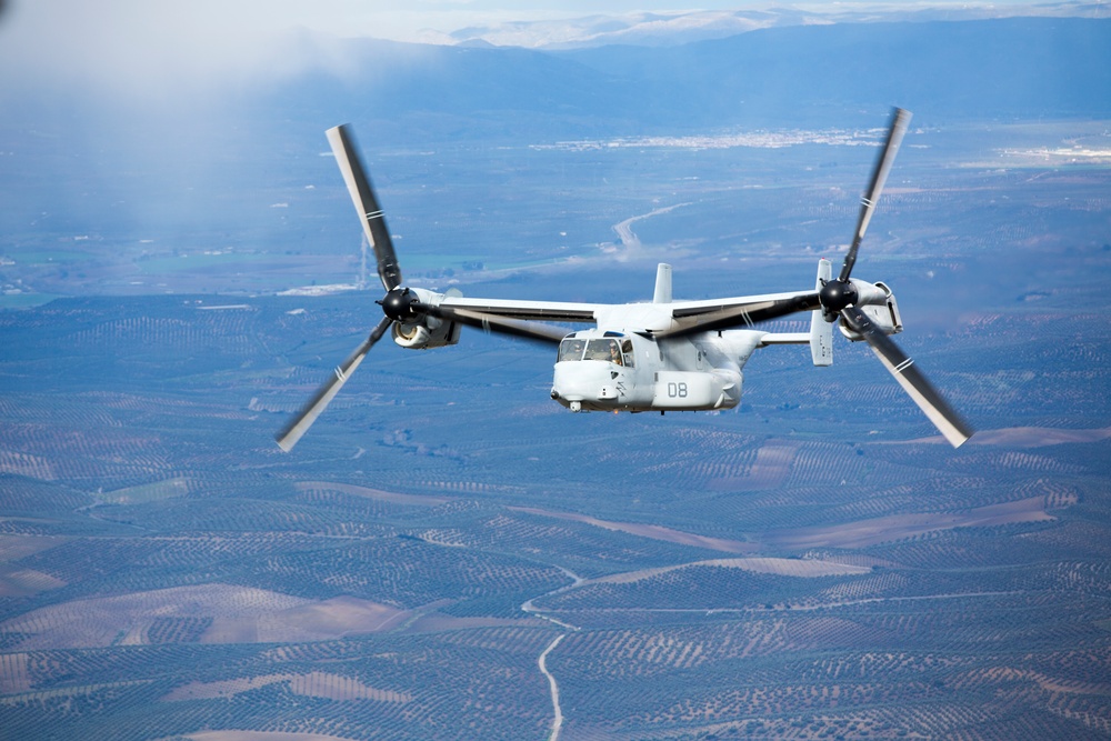 SPMAGTF-CR-AF participates in exercise Sky Soldier