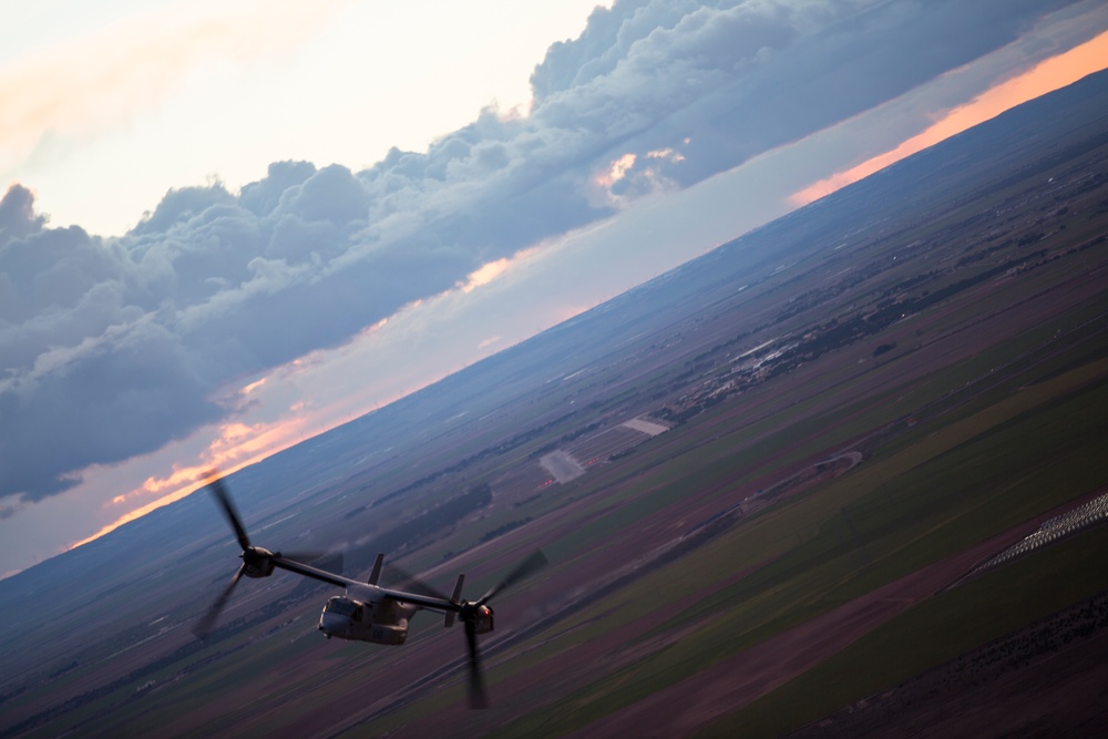 SPMAGTF-CR-AF participates in exercise Sky Soldier