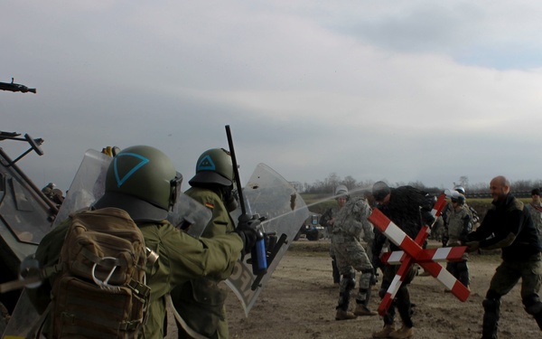 Thunder Road III: Multinational troops hold CRC exercise in Kosovo