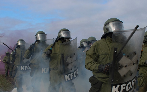 Thunder Road III: Multinational troops hold CRC exercise in Kosovo