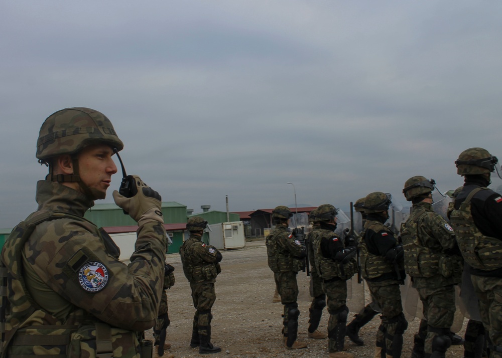 Thunder Road III: Multinational troops hold CRC exercise in Kosovo