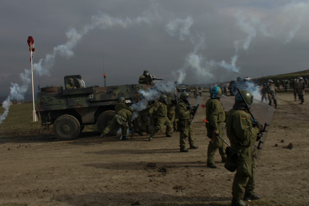 Thunder Road III: Multinational troops hold CRC exercise in Kosovo