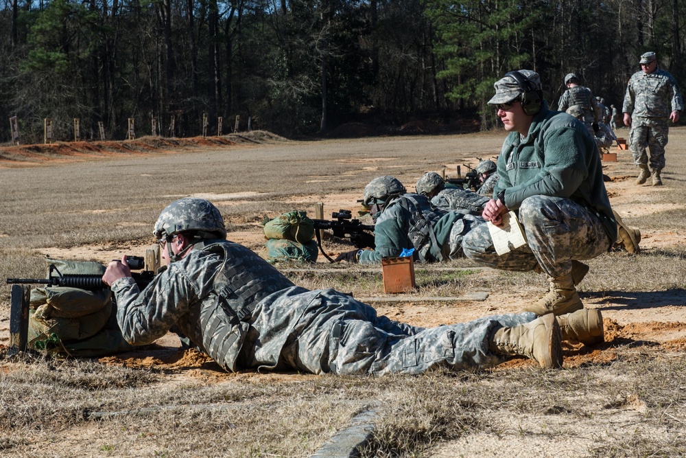 4-118th HHC Day at the Range