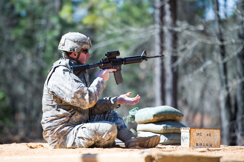 4-118th HHC day at the range