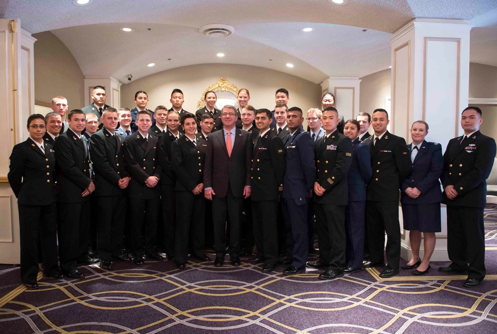 Sefense of defense visits San Francisco