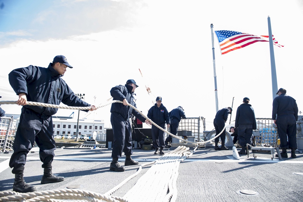 USS Benfold sea and anchor detail