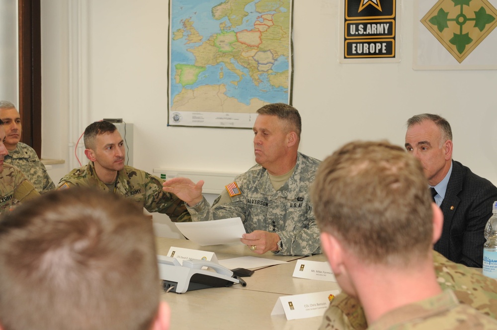 Lt. Gen. Halverson talks leader development, family care with 4ID MCE