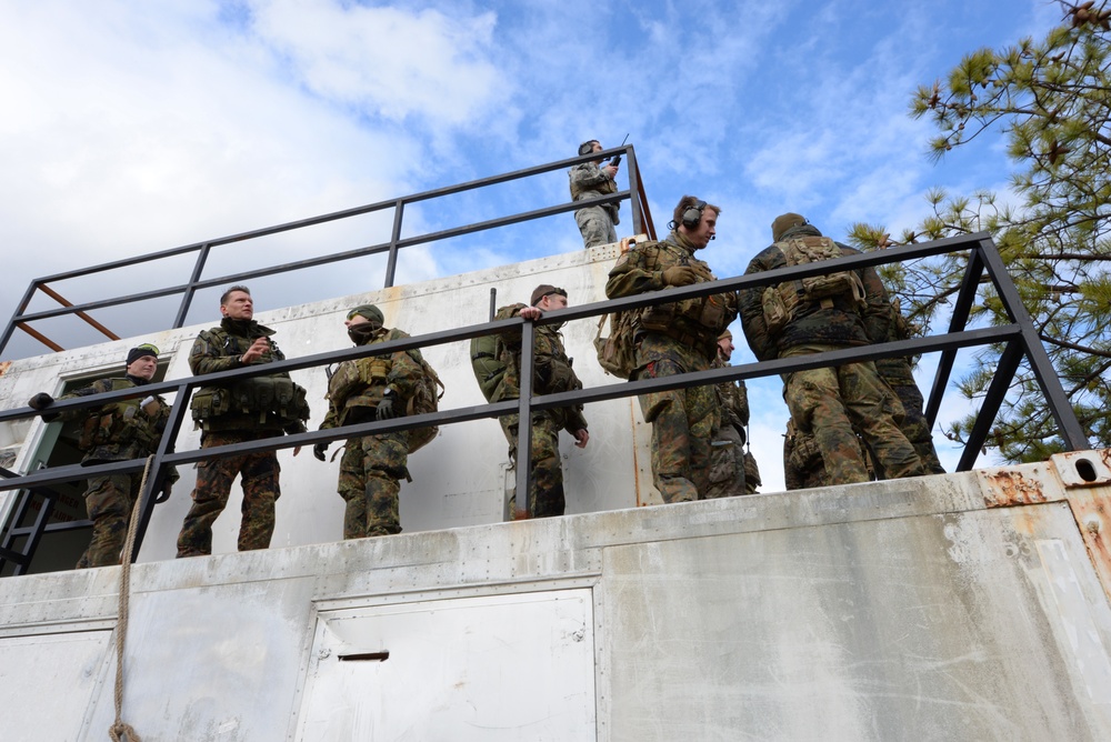 Combined training with German JTACs at Warren Grove Range