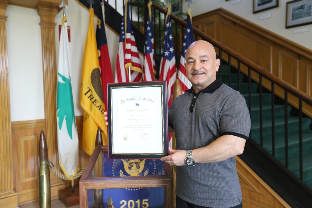 Retired master gunnery sergeant recognized for 40 years of combined service