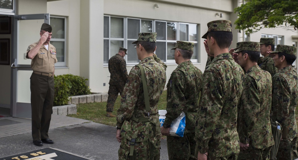 JGSDF visits Okinawa Staff Non-Commissioned Officer Academy