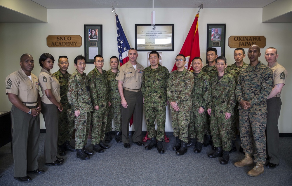 JGSDF visits Okinawa Staff Non-Commissioned Officer Academy