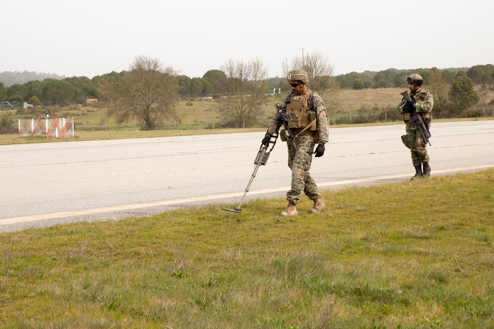 US Marines partner with Portuguese Fuzileros for Operation Real Thaw