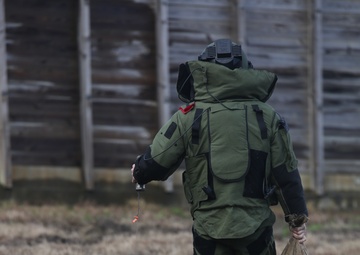 EOD conducts final field exercise in preparation for SPMAGTF-CR-AF