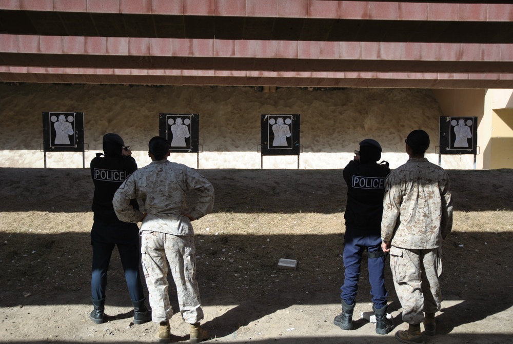 26th MEU FET trains with Kuwaiti Police