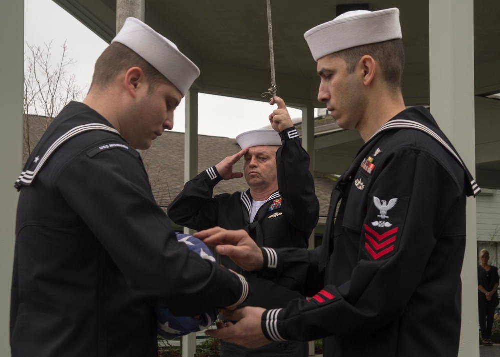 NSE Sailors participate in flag retirement