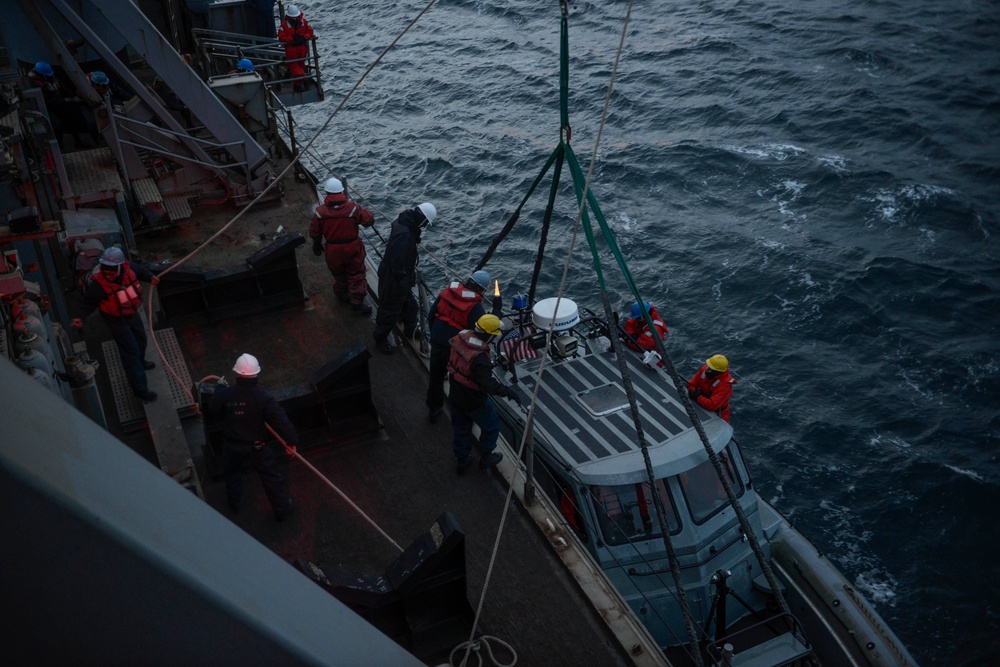 USS Fort McHenry operations