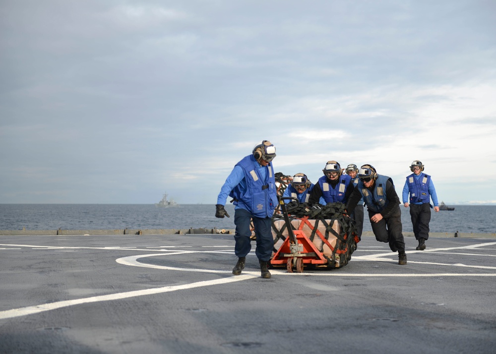 USS Fort McHenry operations