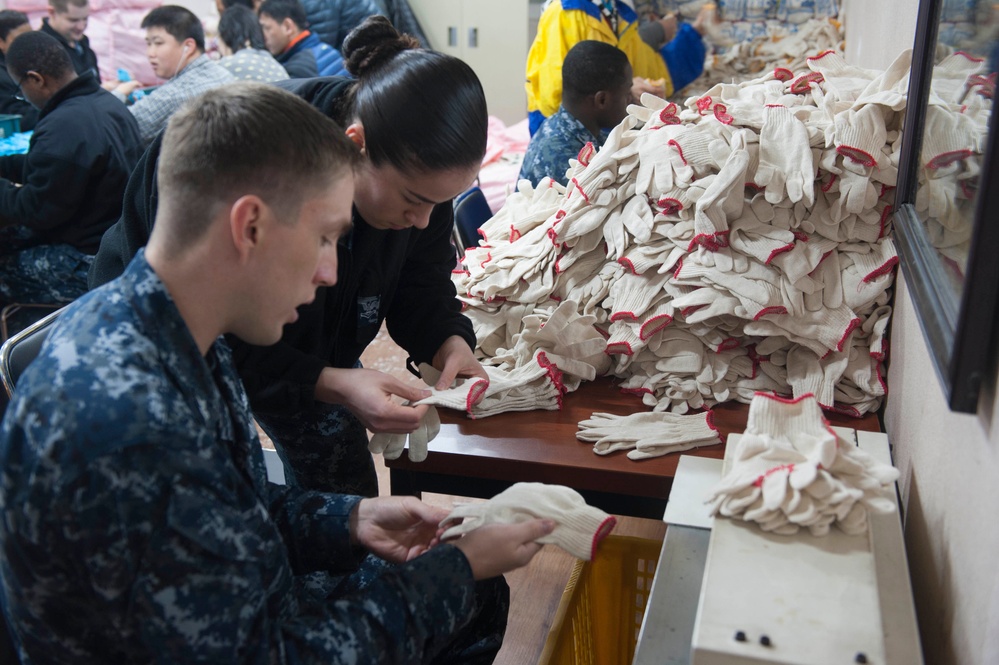 USS Bonhomme Richard - community relations event