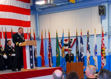 Navy Operational Support Center Alameda changes command