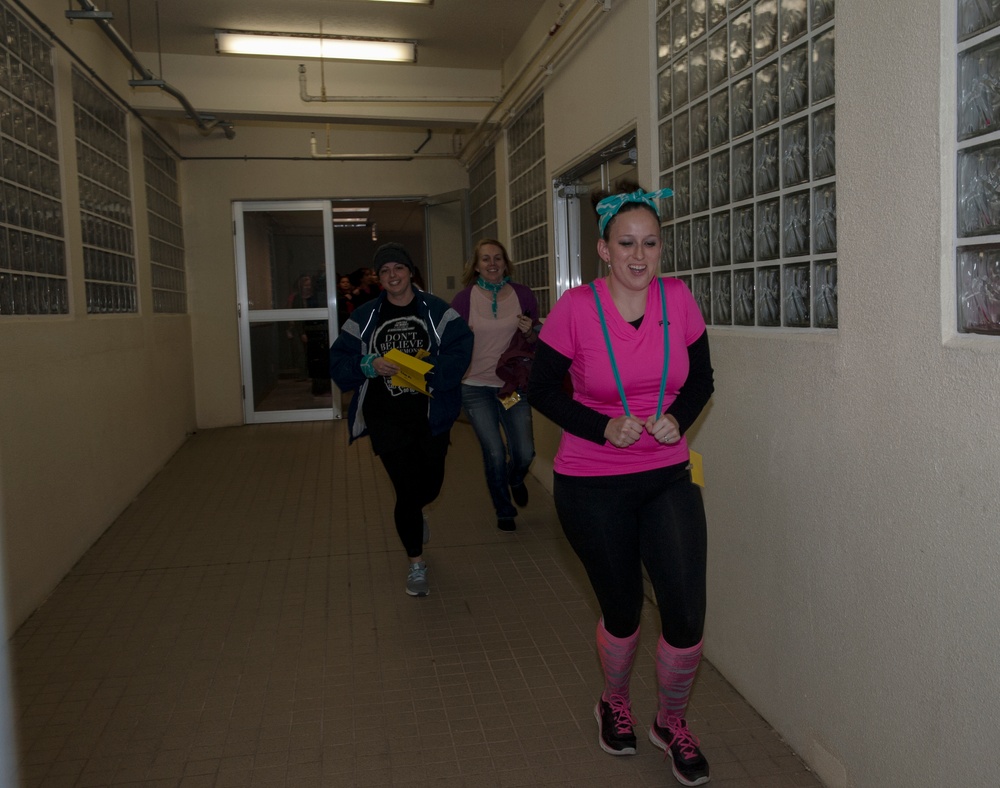 Spouses compete in Kadena’s Amazing Race
