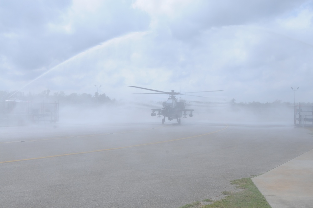 Last flight of the Apache Helicopter in the US Army Reserve
