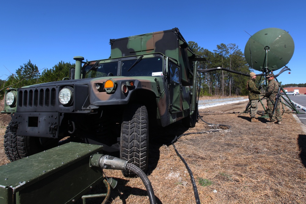 MWCS-28 Marines test interoperability skills during field exercise