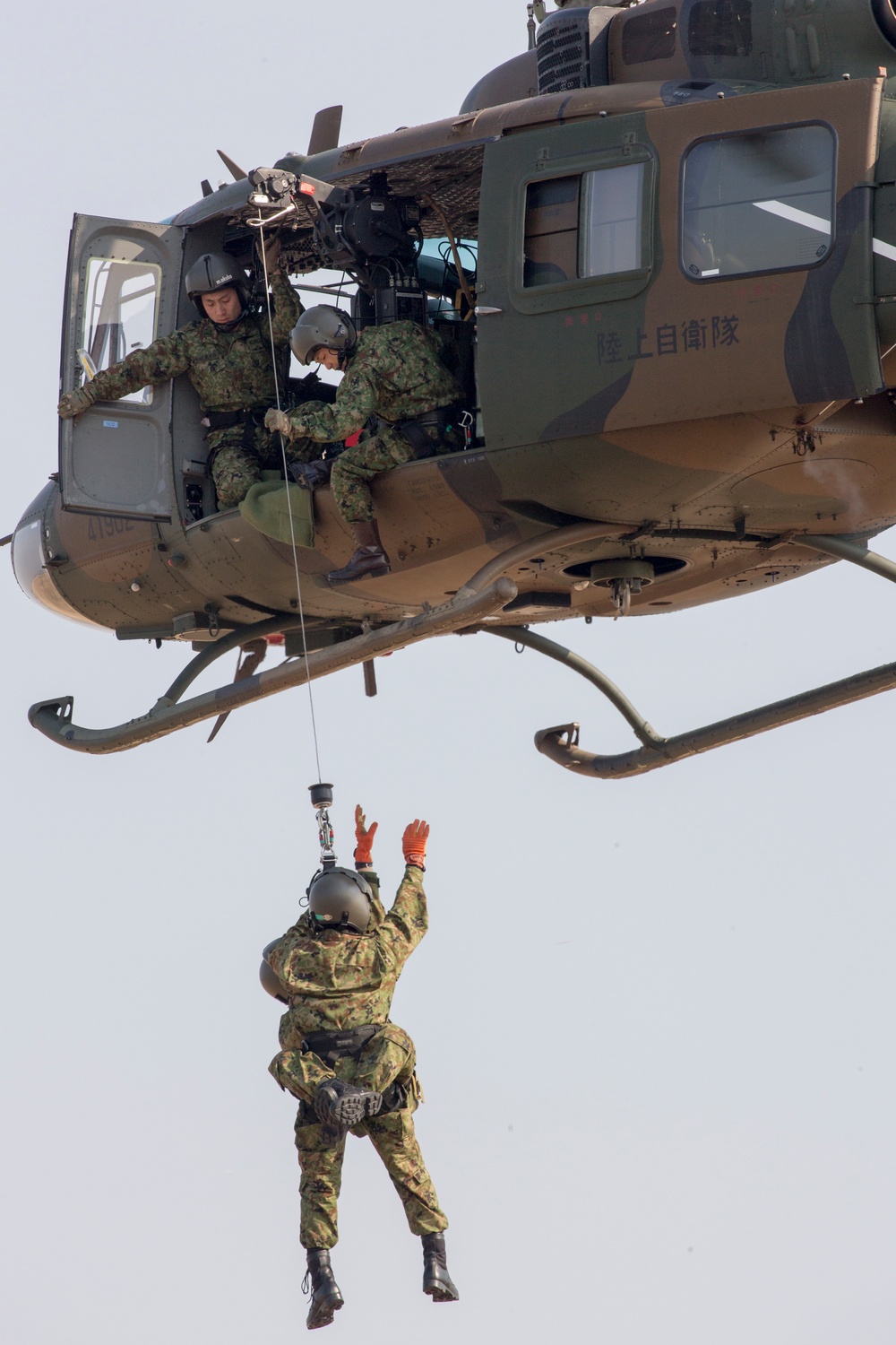 DVIDS - Images - JGSDF shares connection with 459th AS [Image 8 of 11]
