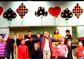 Down the rabbit hole: Students perform 'Alice in Wonderland Jr.'