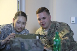 Raider Brigade Soldiers train on Radio Telephone Operator Systems