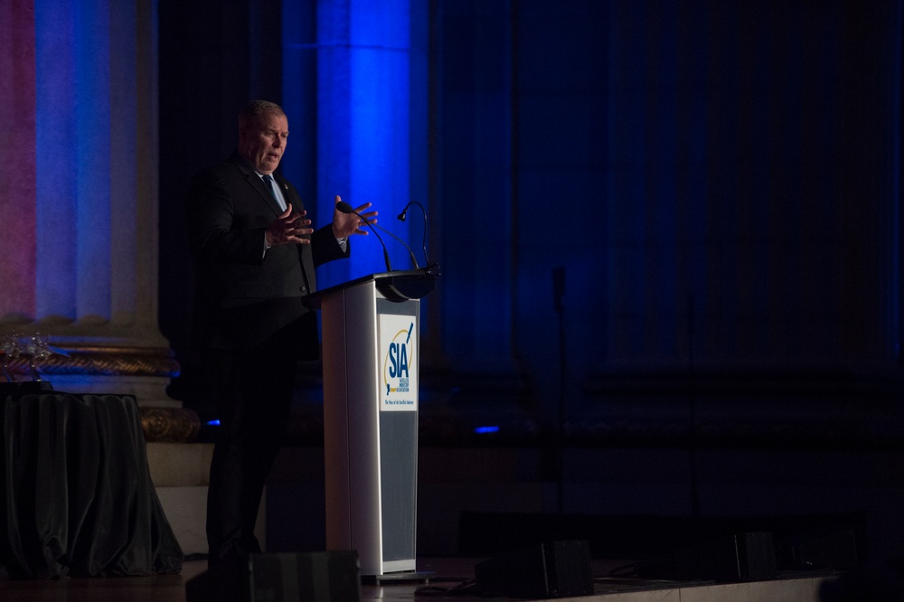 DSD speaks at SIA’s Satellite Leadership Dinner