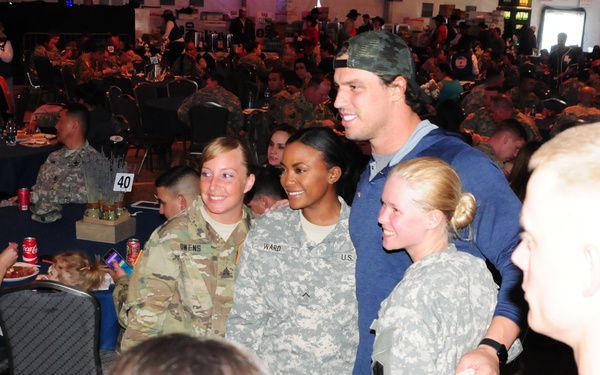 Fort Hood Soldiers, families enjoy day at the Houston Livestock Show and Rodeo