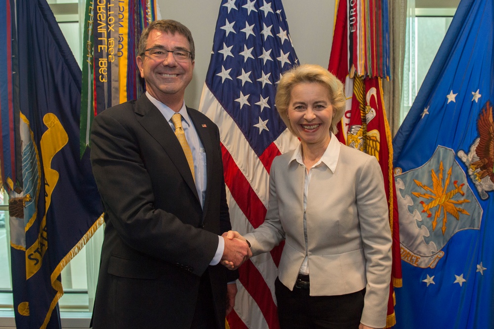 Secretary of defense meets with German MoD