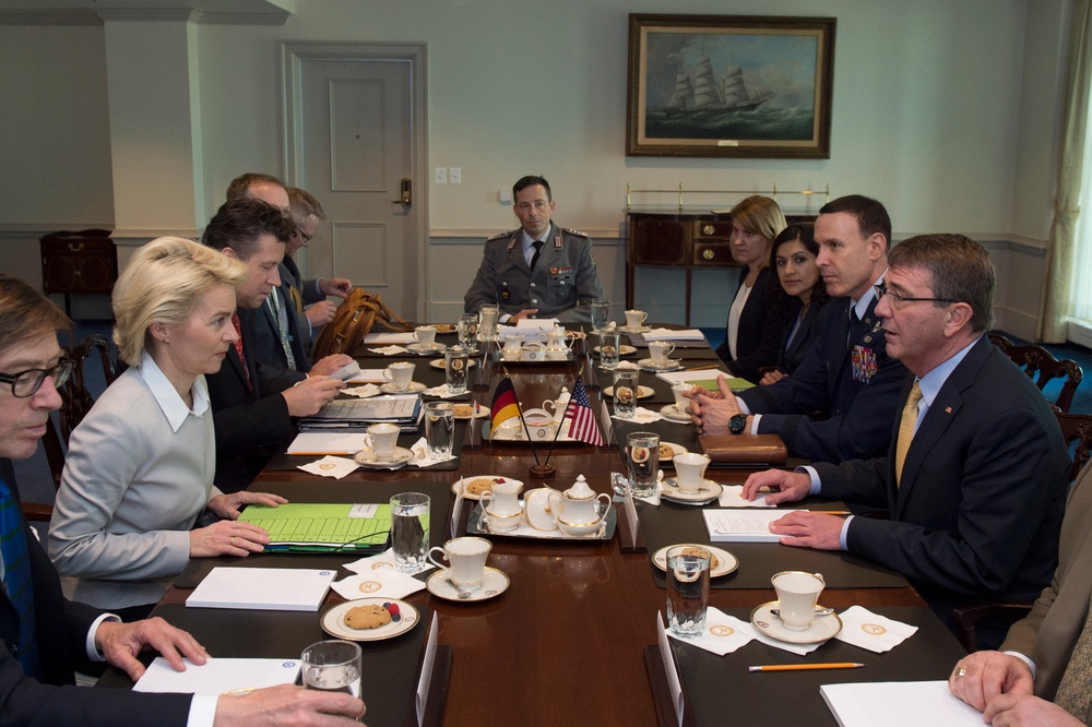 Secretary of defense meets with German MoD