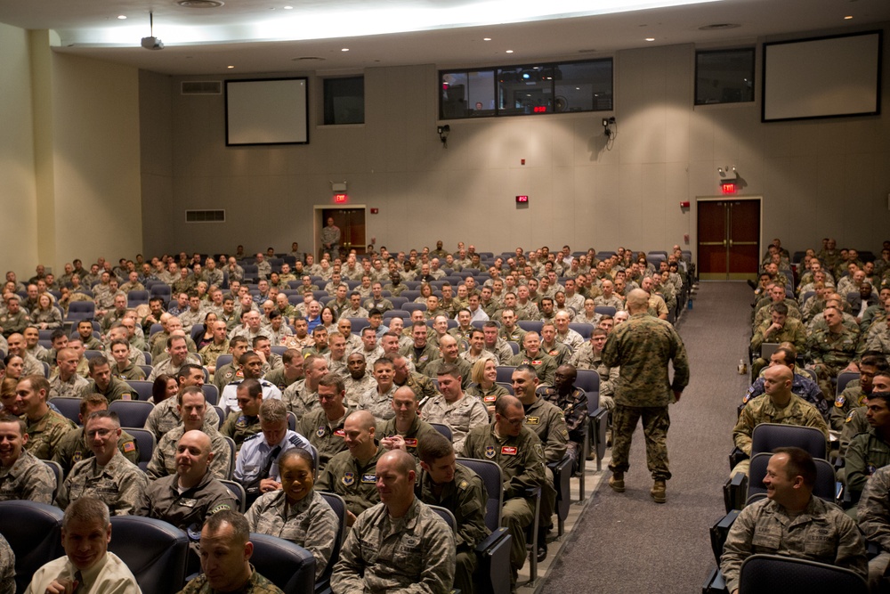 CMC Visits Air Command and Staff College Students