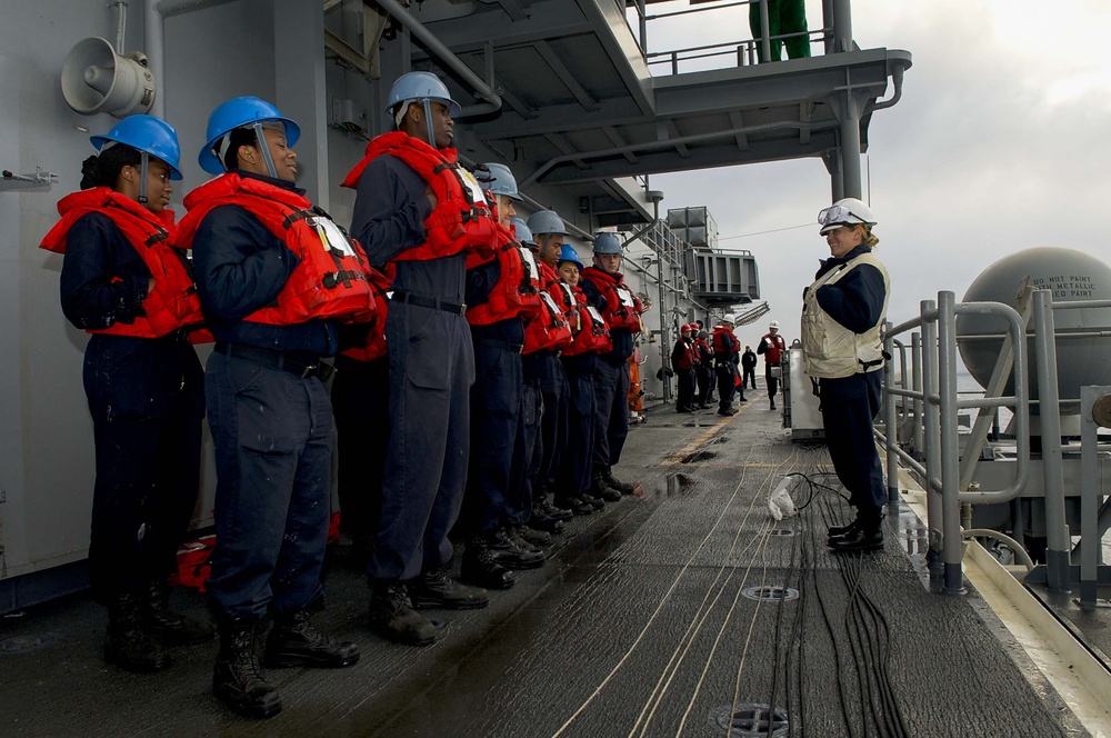Fueling at sea aboard USS Makin Island