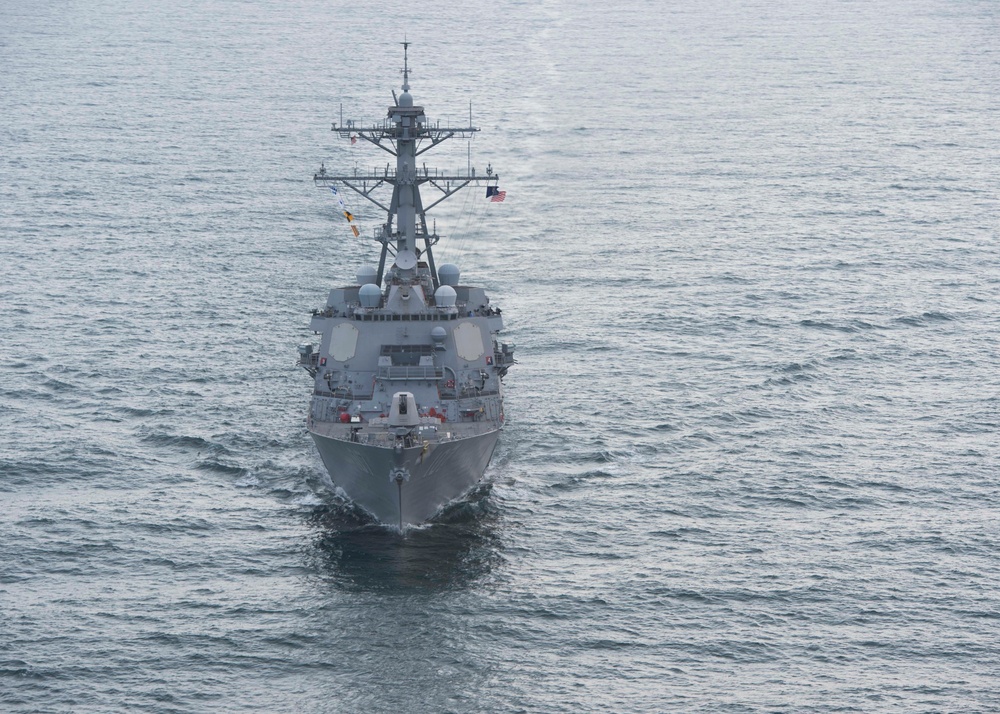 USS Gravely transits the Gulf of Oman