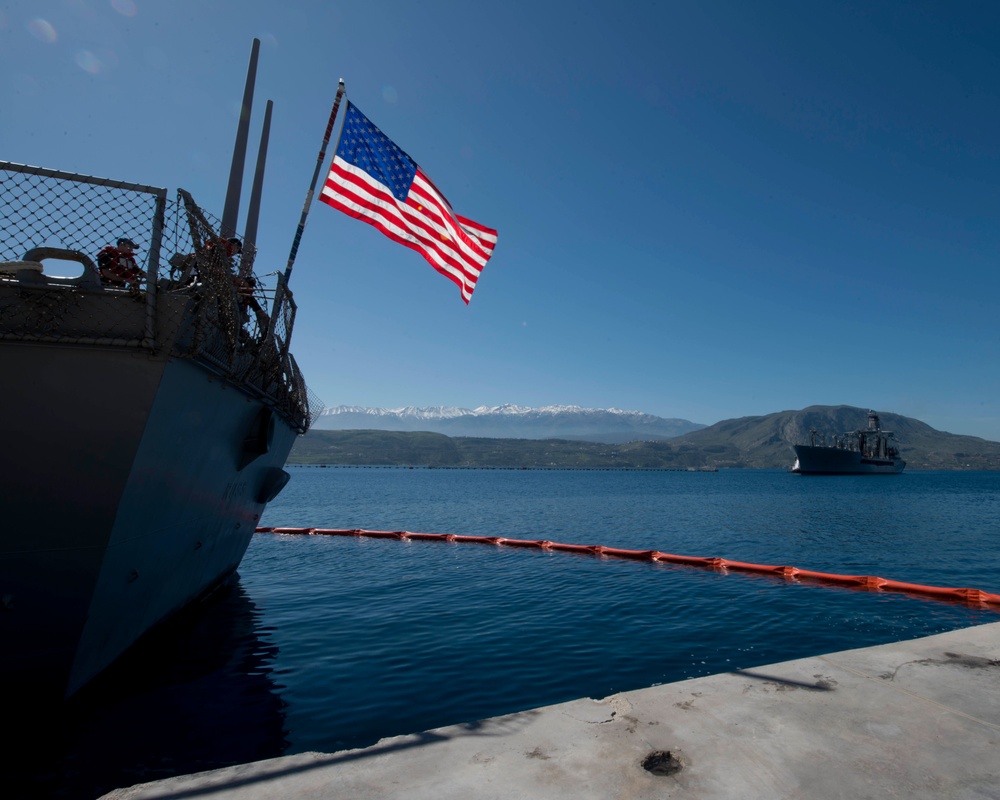 USNS Kanawha (T-AO 196) arrives in Souda Bay