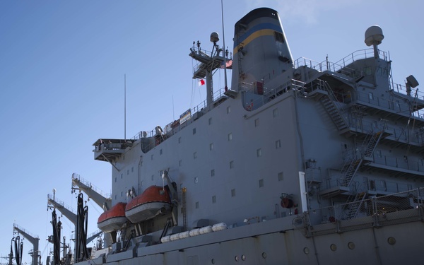 USNS Kanawha (T-AO 196) arrives in Souda Bay
