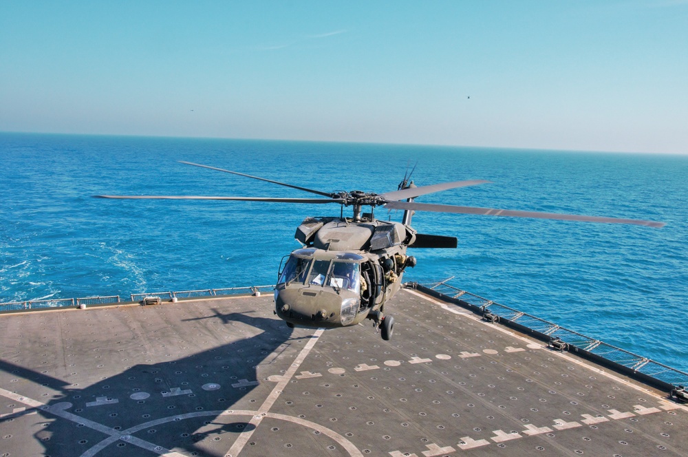 California and West Virginia Army National Guard Soldiers conduct deck landing qualifications