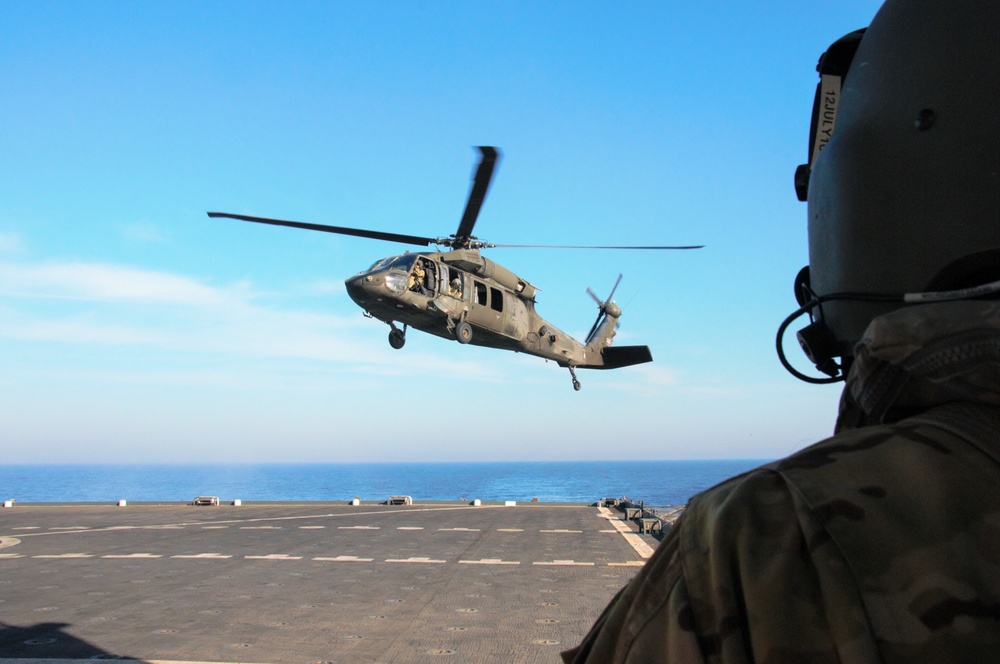 California and West Virginia Army National Guard Soldiers conduct deck landing qualifications