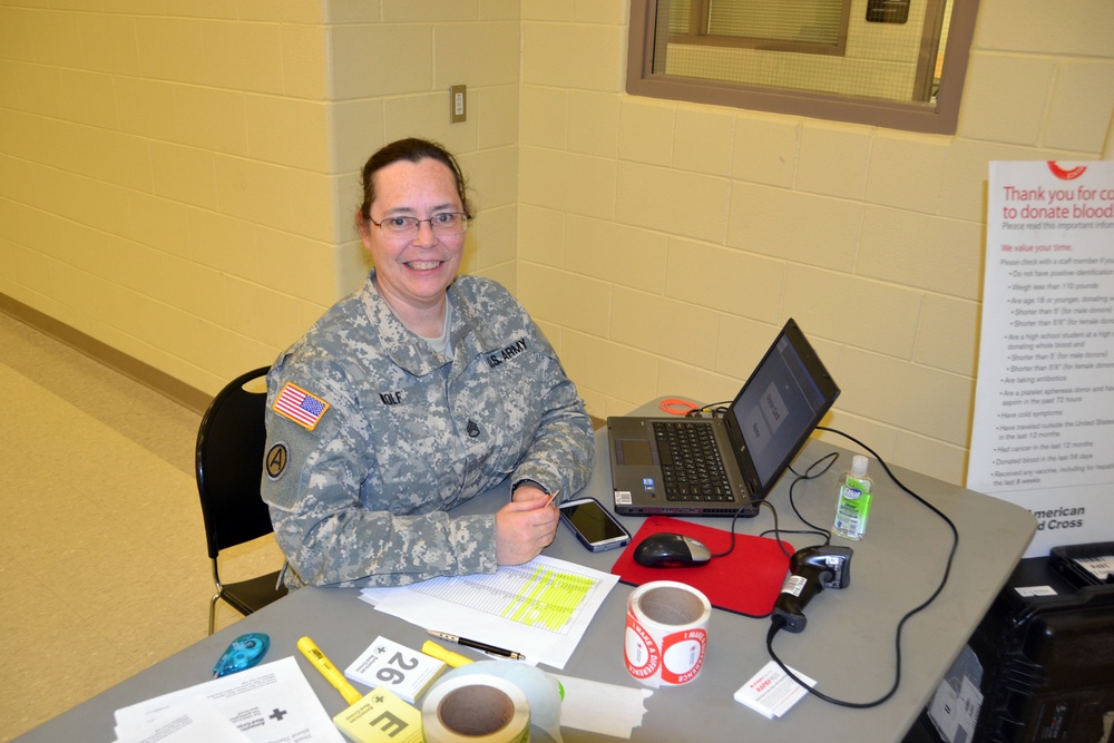 Donations flow in during MIARNG blood drive