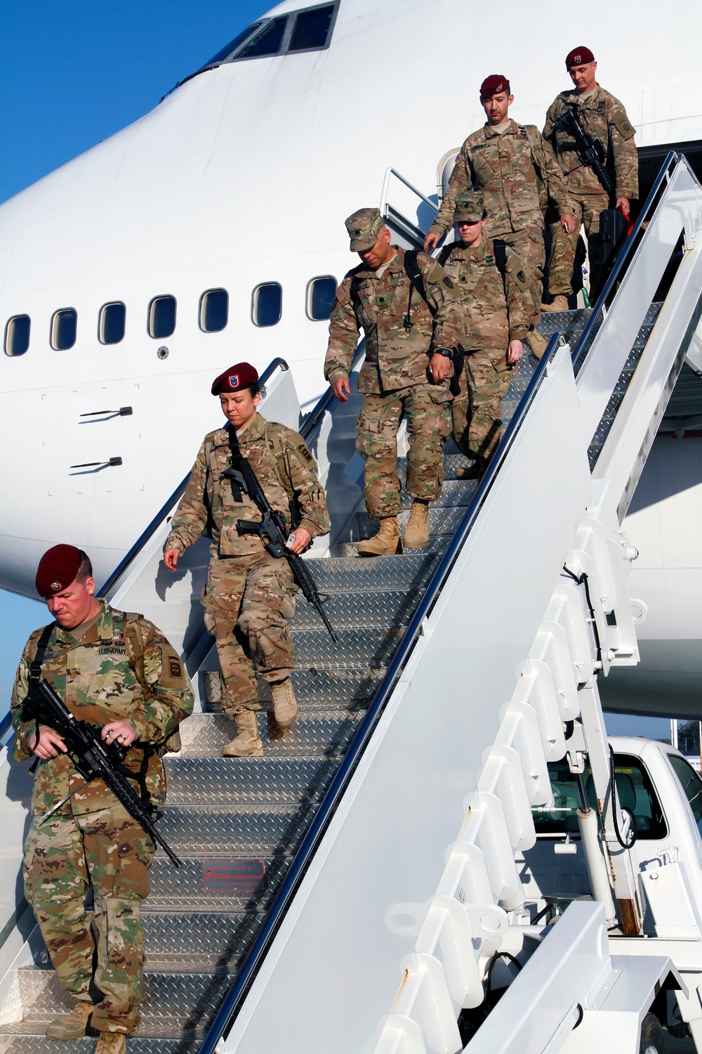 82nd Airborne Division paratroopers redeploy