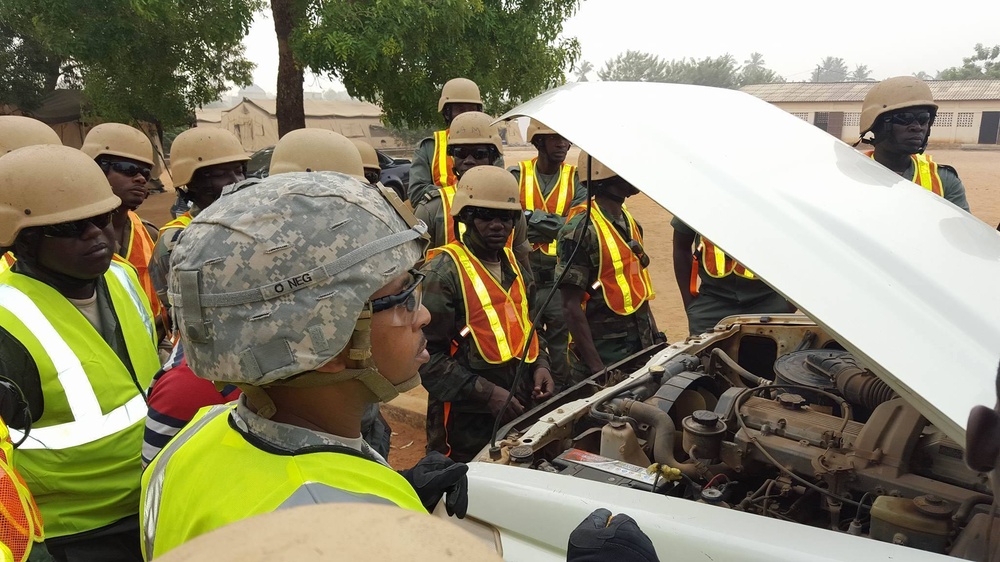 USARAF, Togolese army partner for three-part unit movement course