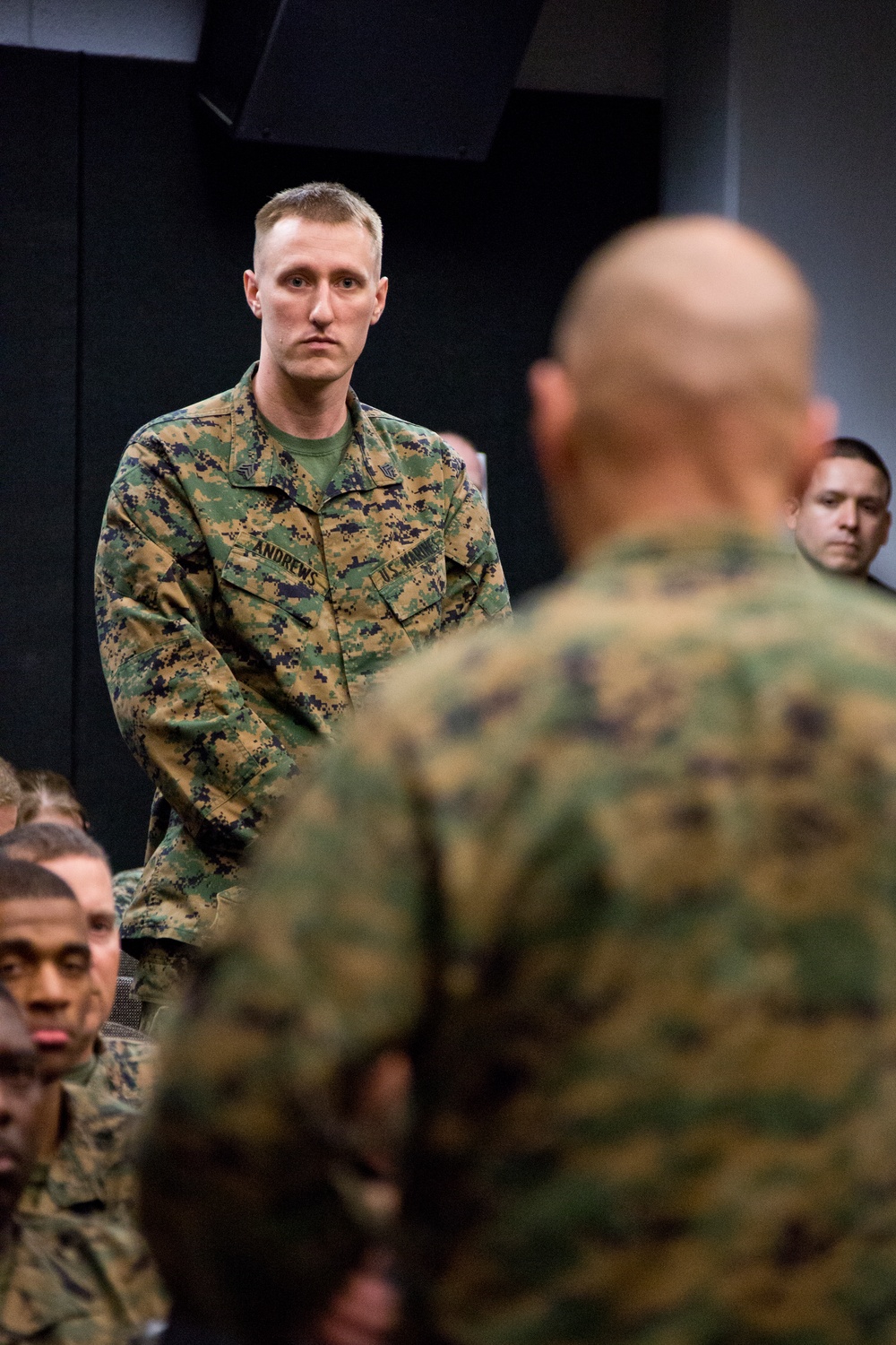 CMC Visits Marine Depot Maintenance Command