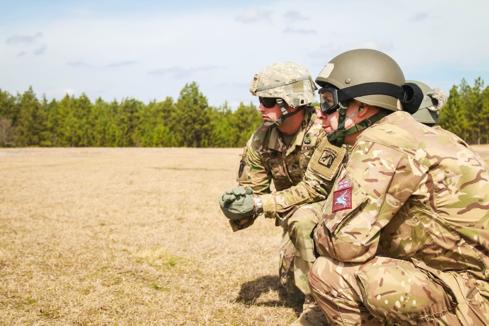 British and American soldiers during Air Assault School