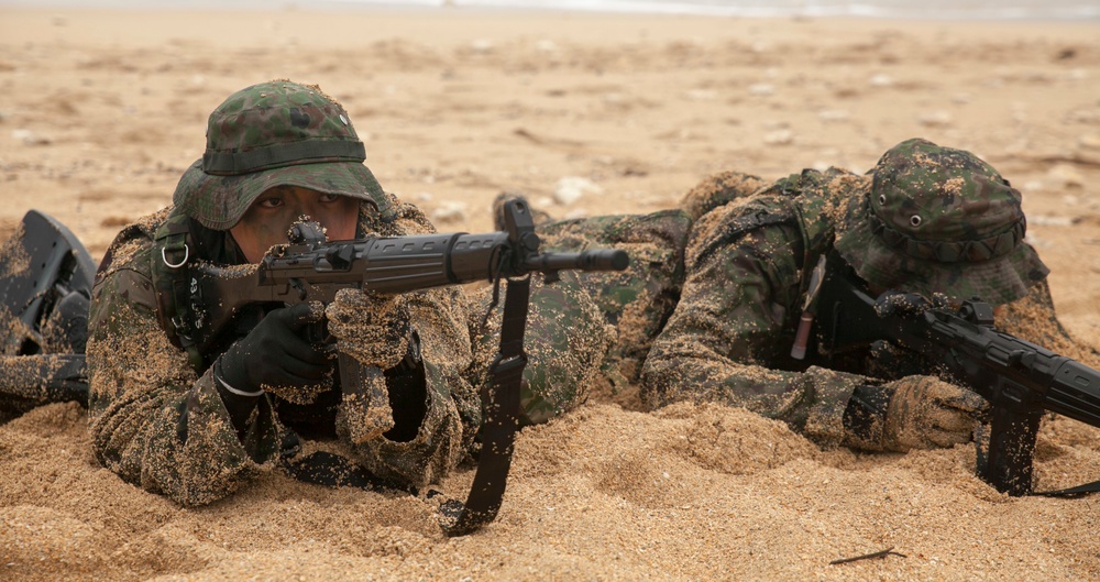 DVIDS - Images - JGSDF observe raid missions [Image 5 of 5]