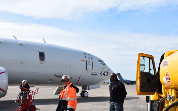 P-8A Poseidon refueling