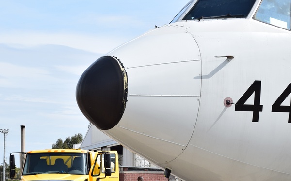 NAVSUP FLC Sigonella refuels P-8A Poseidon
